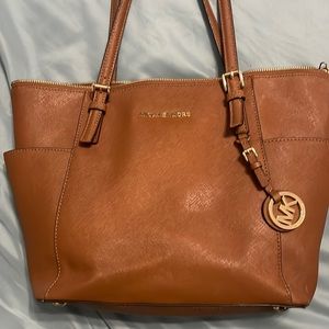 michael kors large purse